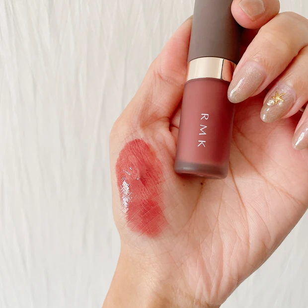 ディオール新作 手持ちのリップに重ねてみた