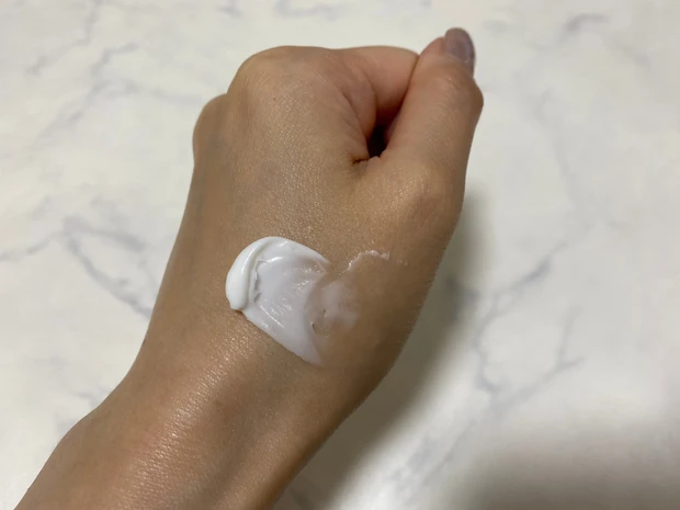 【無印良品で話題のバズコスメレビュー】薬用エイジングケア美容液、クリーム徹底レビュー【良いも悪いも正直に語ります】_6