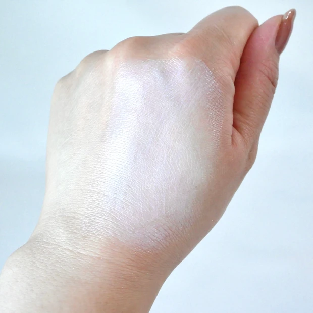白湯メイク　おすすめ下地　Ririmew(リリミュウ)トーンアップカラープライマー グロウラベンダー スウォッチ