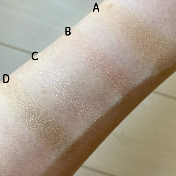 【クリスマスコフレ2022,レビュー!!第二弾】
今年チョイスした、デパコス編はコレ!!
乙女心をくすぐるデザインに、キラつやコスメが盛り沢山♡♡_3_2