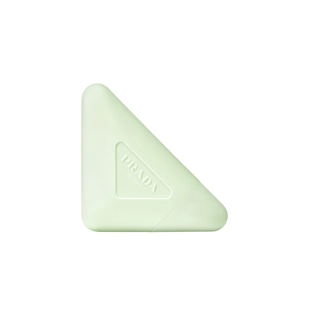 プラダ ハンド トリプルケア ハンドクリーム