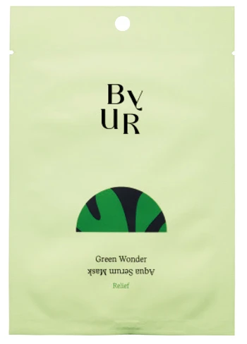 A マスクエクレルシサン［医薬部外品］ 1包入り ￥1980／クレ・ド・ポー ボーテ　B バイユア スージンググリーン アクアセラムマスクv1 25ml×4枚セット ￥1480／Hamee　C more lighten フェイシャルトリートメントマスク 5枚入り ￥2750／mirari