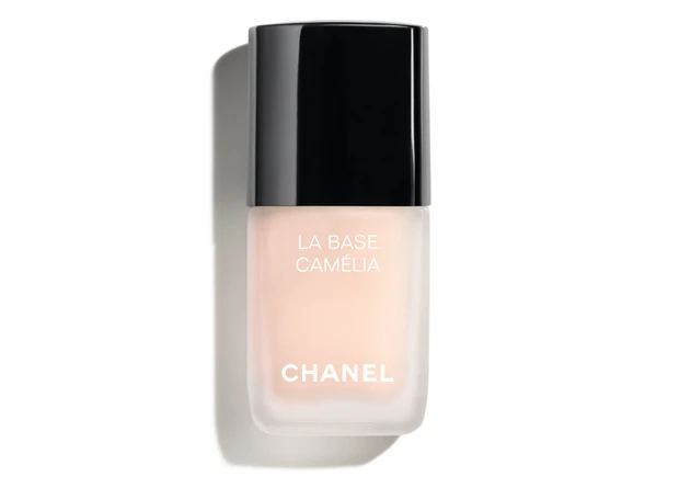 シャネル　ラ バーズ オングル（ベース コート）