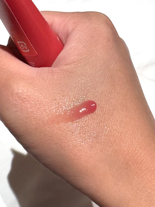 唇カサカサ族の私が買って良かったリップ！_3