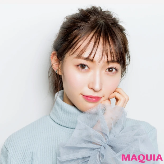 山口真帆の“美肌みせメイク”を実況中継！ 光を放つ生ツヤ肌はこう作る