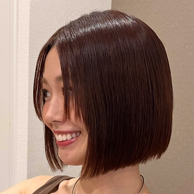 ミーファ　フレグランスUVスプレー　ホワイトティー