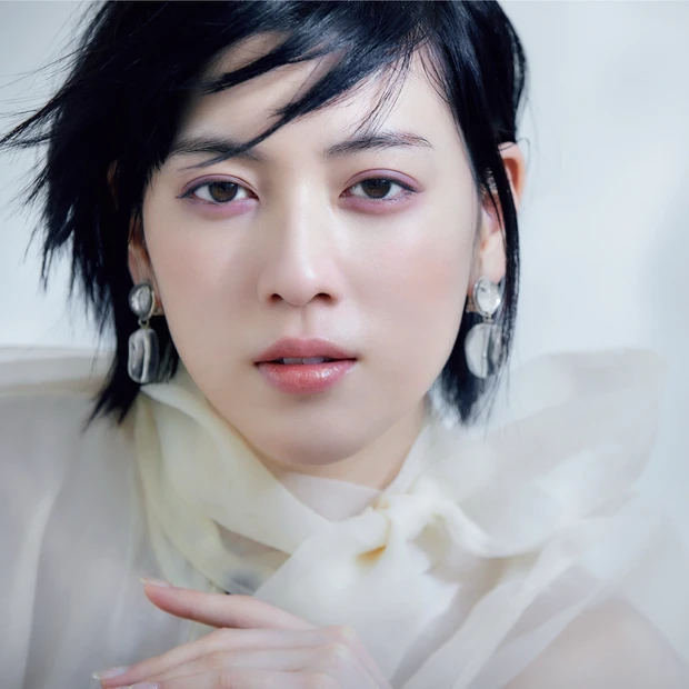 【三吉彩花×千吉良恵子】セルヴォークの春新色でつくるラベンダーアイ