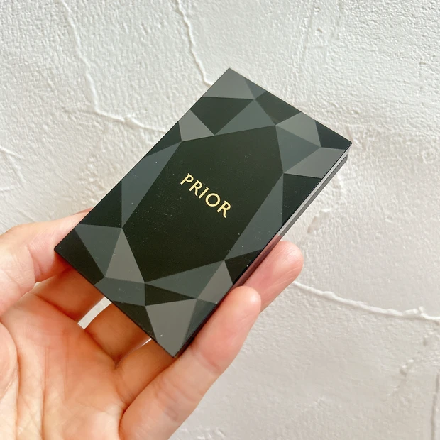 プリオール ヘアファンデーション パッケージ