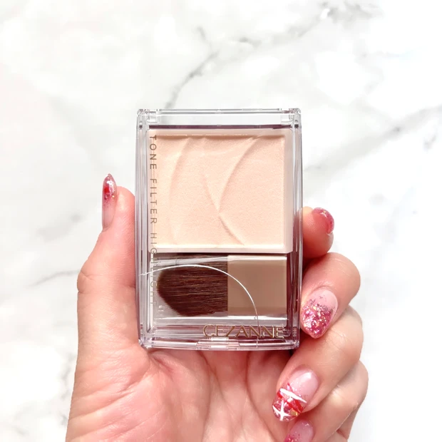 セザンヌ トーンフィルターハイライト 01 フィルターベージュのパッケージ写真