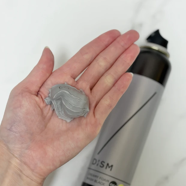 炭の力で毛穴ケア【ディズム クリーミーフォームウォッシュ ブラック】をレビュー_3