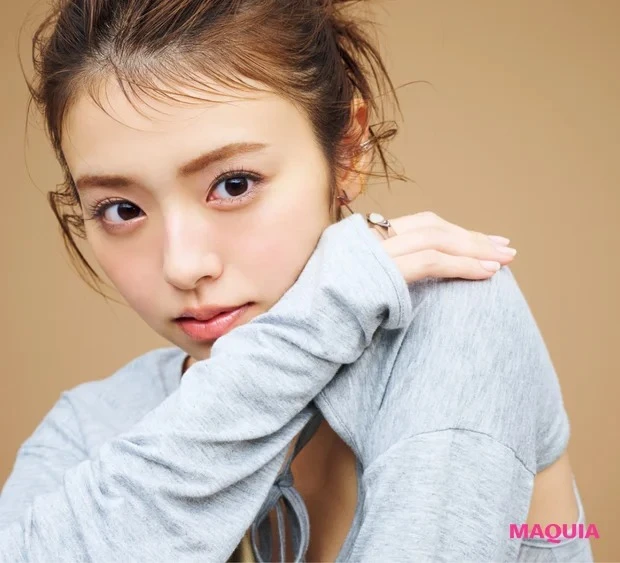 ピンクのミュートメイク