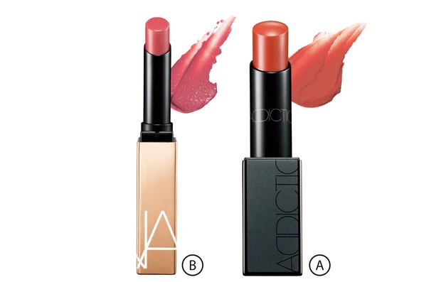 A ザ リップスティック エクストレム シャイン 018 Tender whisper ￥4070／アディクション ビューティ　B アフターグロー センシュアルシャイン リップスティック 888 ￥4400／NARS JAPAN