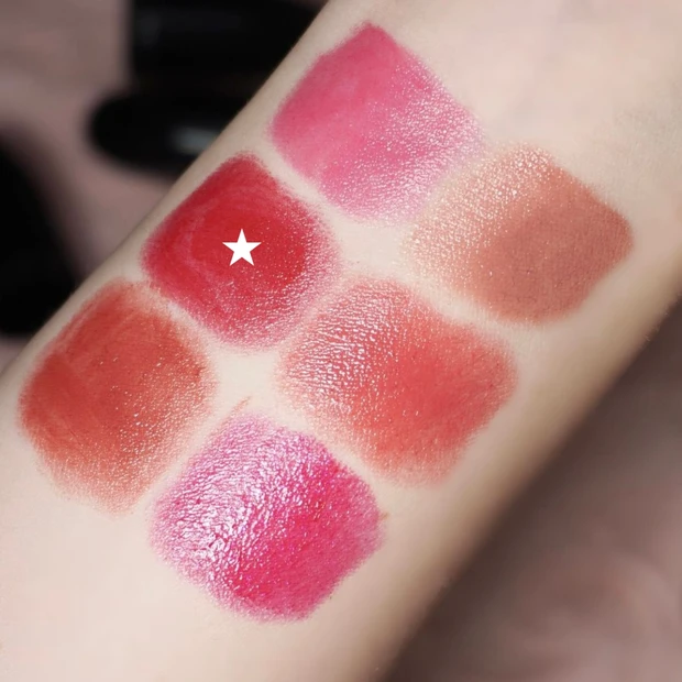 【MAQUIAインフルエンサーのオッス！推しコス】透け感たっぷりのMACのラスターガラス！色展開が豊富で艶のある唇がたまらない、、、_8_2