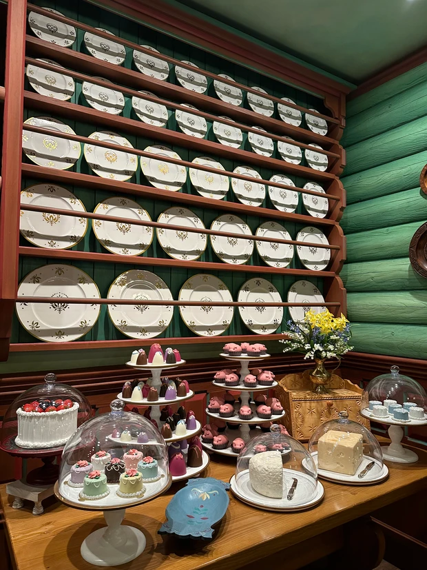 ディズニーシー新エリアファンタジースプリングスに行ってきたよ!現地レポート(2)レストランがすごかった
_5_1