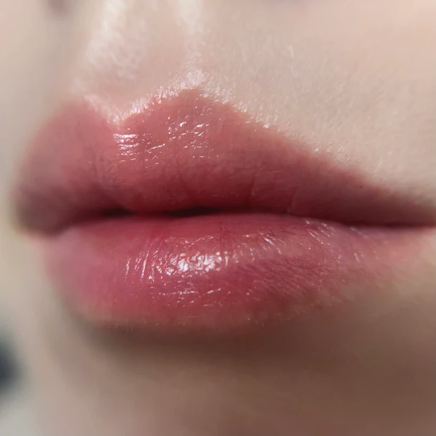 ラブシャイン リップスティック 150 スウォッチ