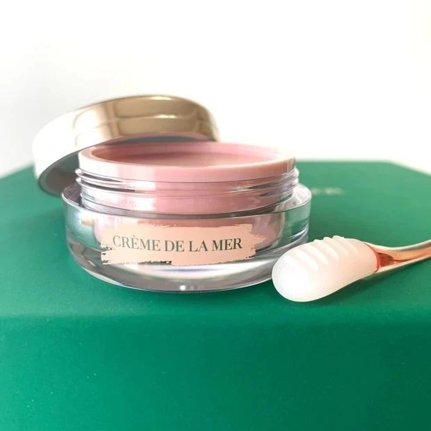 おすすめのリップスクラブ_ドゥ・ラ・メール ザ・リップ ポリッシュ1