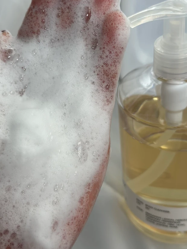 YOBEK SMOOTH BODY CLEANSER　ボディーソープ　ボディークレンザー