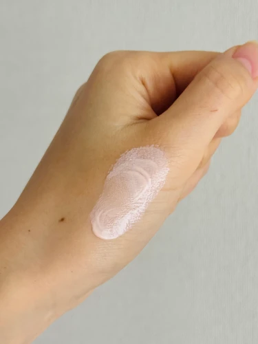 インウイのフィックスプライマーのテクスチャー