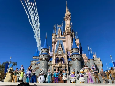 【自己紹介】 マキアインフルエンサー2年目のFUMIです🤍海外暮らしの美容オタク🇺🇸今年も情報量たっぷりのブログをお届けします！_2_8