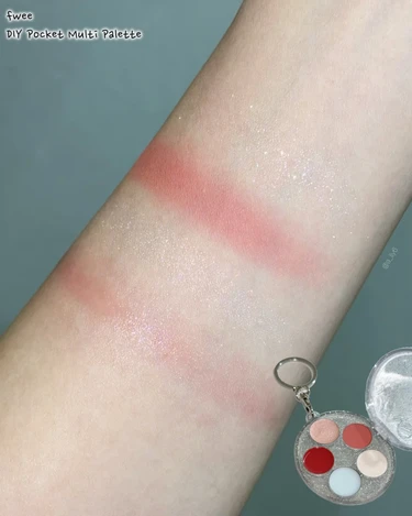 fwee フィー DIY パレット 韓国 コスメ アジト 限定 アイシャドウ リップ グリッター キーリング 持ち歩き