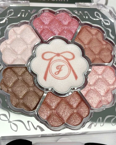 ジルスチュアート ブルームクチュールアイズ リボンファッションショー