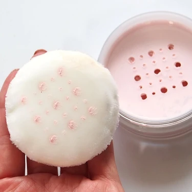 「チャコット フィニッシングパウダー モイストCA」の色味