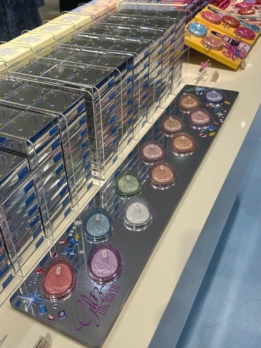 フィーアジト名古屋 fwee フィー 名古屋