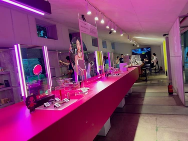 「AMORE聖水」メイクアップコスメ タッチアップコーナー