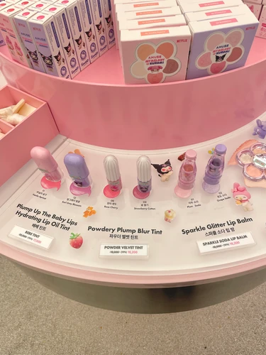 既存コスメと新作コスメ