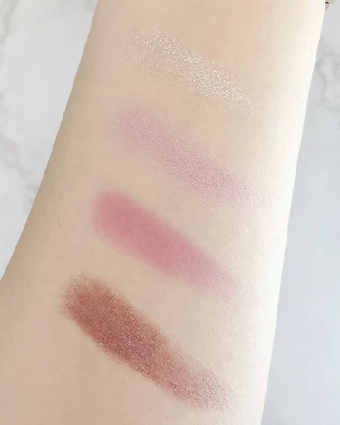 シグニチャーカラーアイズ 149 スウォッチ