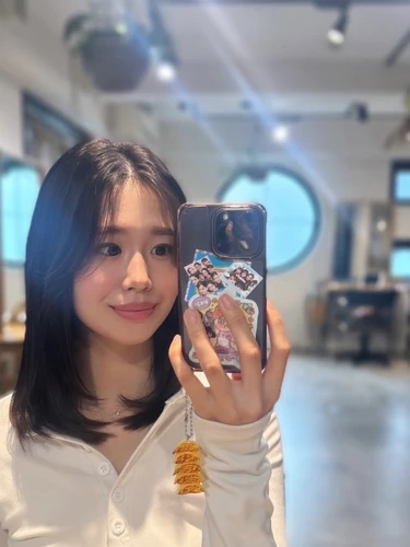 ミディアムレイヤー　名古屋美容室