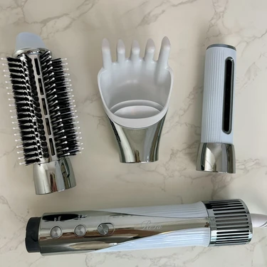 【神崎恵さん愛用ドライヤー】乾燥でバサつく髪に変化！リファ ビューティックリセッターでふんわり小顔ひし形ヘア_2_3