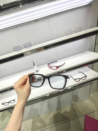 ジェントルモンスター