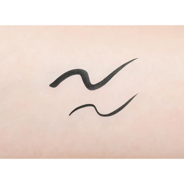 DOLLY WINK(ドーリーウインク) 5WAY リキッドライナー 01 ミッドナイトブラック