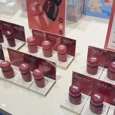 fwee フィー 韓国 コスメ フィーアジト 大阪 梅田 ヘップ HEPFIVE