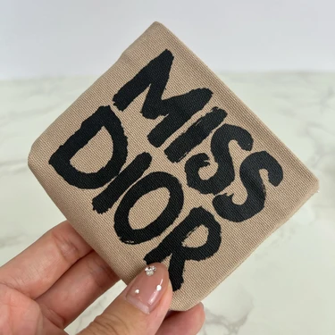 【イエベが選んだ】2025年新作ディオール サンククルール664のスウォッチ＆シーン別メイク法を紹介♪
_2_5