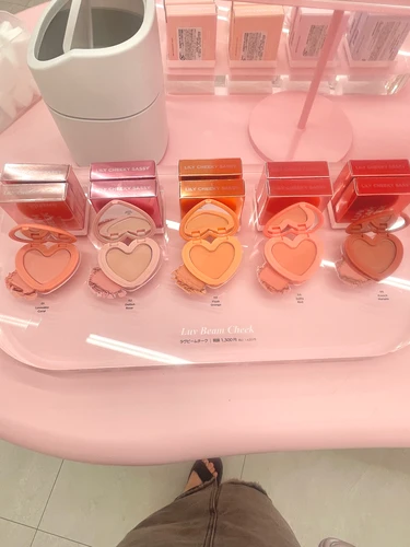 ラヴビームチーク1,430円(税込)