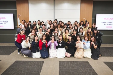 マキアビューティーズのみんな(2列目ど真ん中にいるよ)