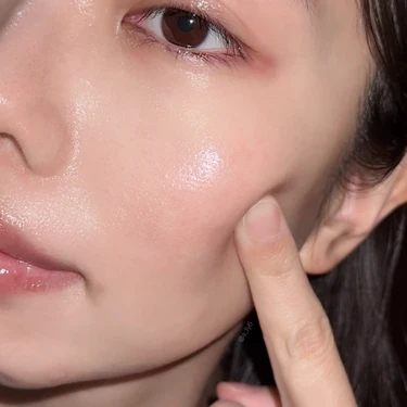 FAS ファス ブラック セラム 美白 透明感 デパコス 美容液 発酵 トラネキサム酸 乾燥肌