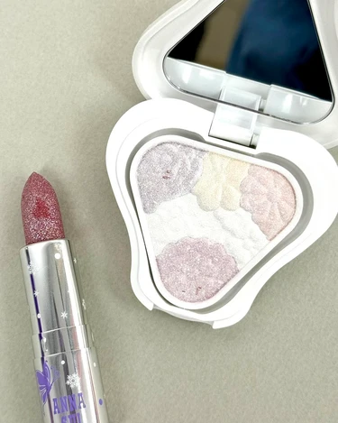 リップスティック リミテッド 300、アイ ＆ フェイスカラー 02