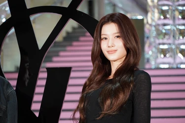 YSL BEAUTYアンバサダーのSANAさん（TWICE）が登場！ スペシャルメッセージもチェック_5_10