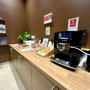 アラモアナショッピングセンター内楽天カードラウンジ