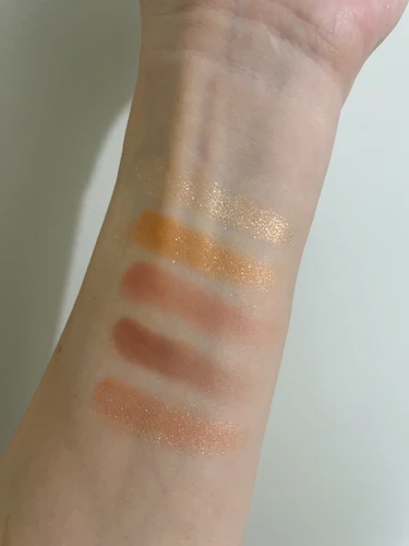 CHANEL レベージュパレットルガール　ゴールデン