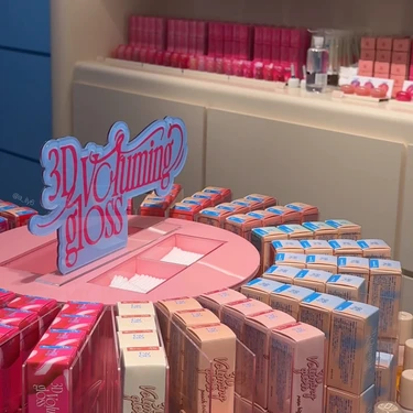 fwee フィー アジト 日本 神戸 関西 三宮 韓国 コスメ グロス twice ナヨン