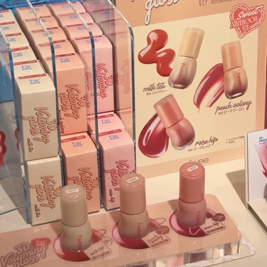 fwee フィー アジト 日本 神戸 関西 三宮 韓国 コスメ グロス twice ナヨン