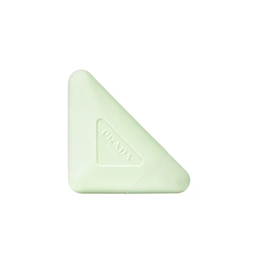 プラダ ハンド トリプルケア ハンドクリーム