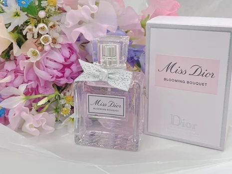 ディオールの名品香水「ミス ディオール ブルーミング ブーケ」が新デザインで登場！ よりラグジュアリーな印象に