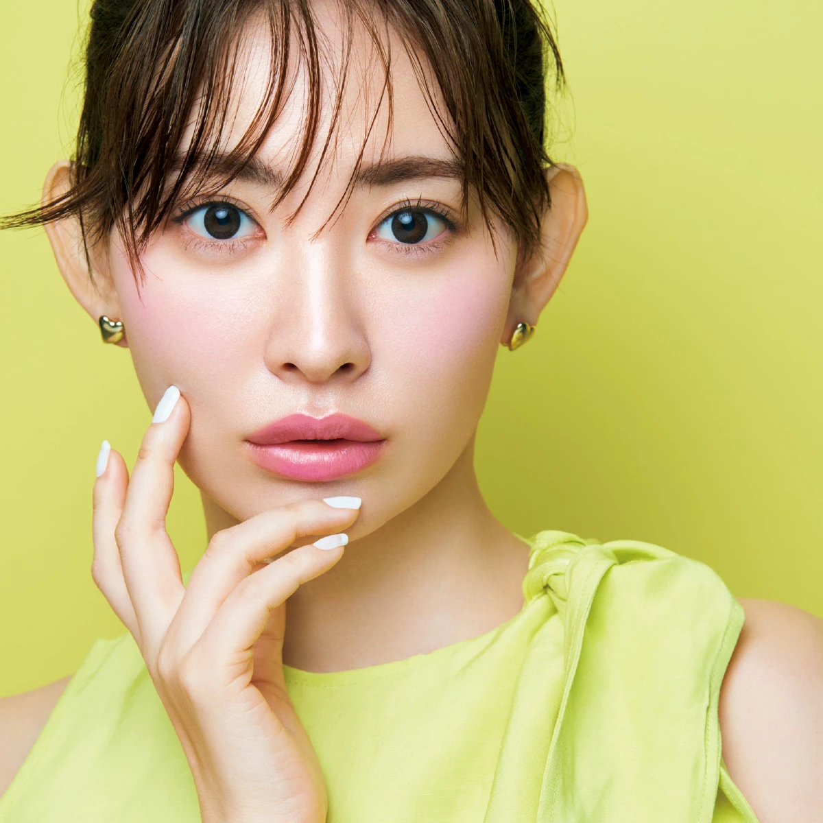 小嶋陽菜さんも韓国コスメにハマり中。最近のお気に入りBEST3を発表