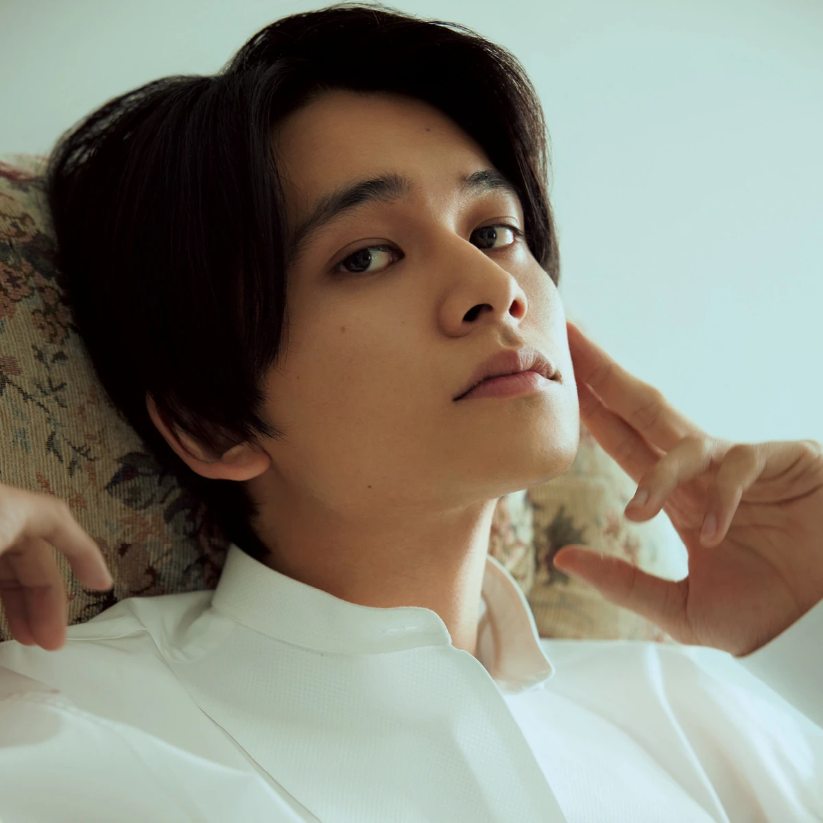 北村匠海さんインタビュー。「完璧じゃない自分も愛し始めている」