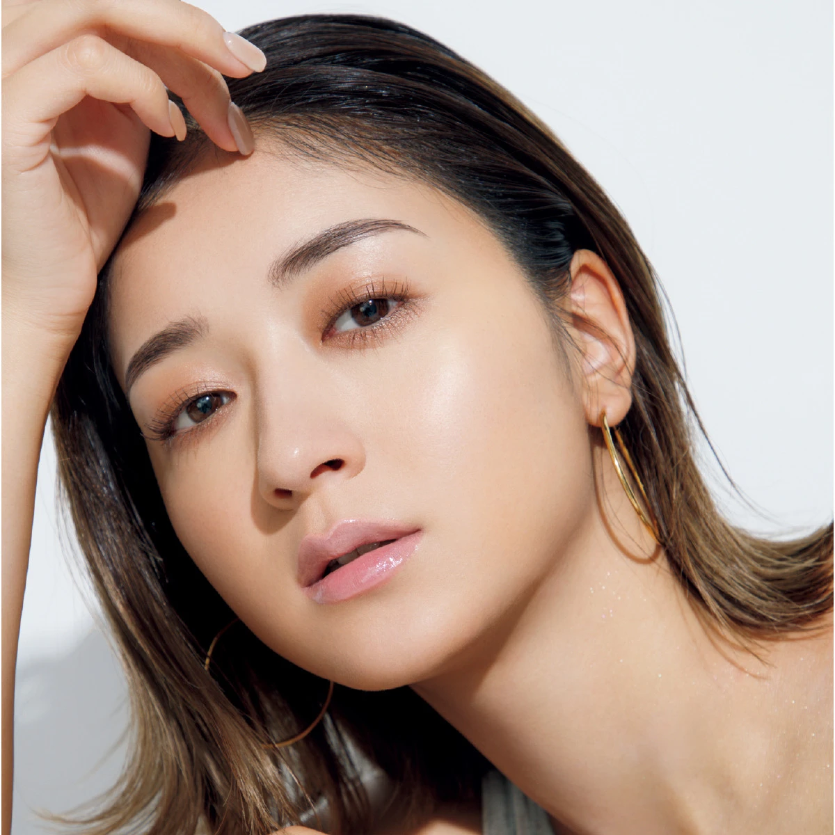 90年代「白みリップ」が今またアツい！ 強め可愛いを叶えるみちょぱ×NAYA流・夏の盛れ顔メイク